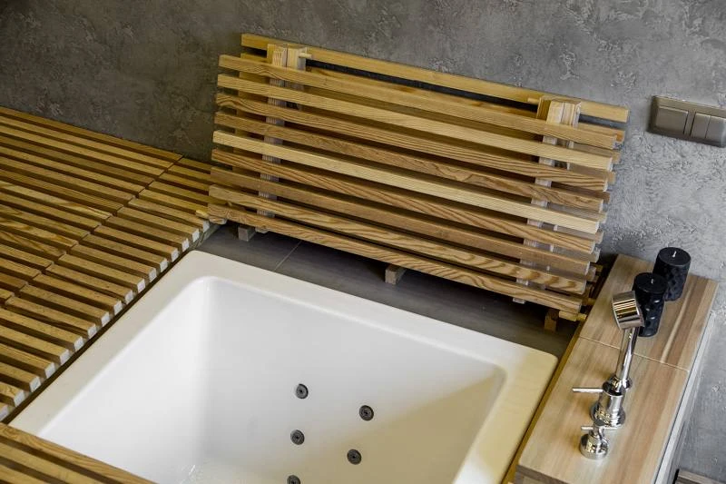 Интерьер с двойным дном: как ванная меняет свою функцию