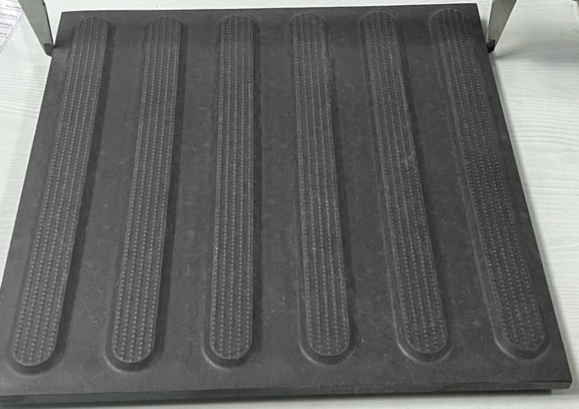 Керамогранит ANL110 30x30x15 Тактильный рект. (Керамический гранит) линии_чёрный-2